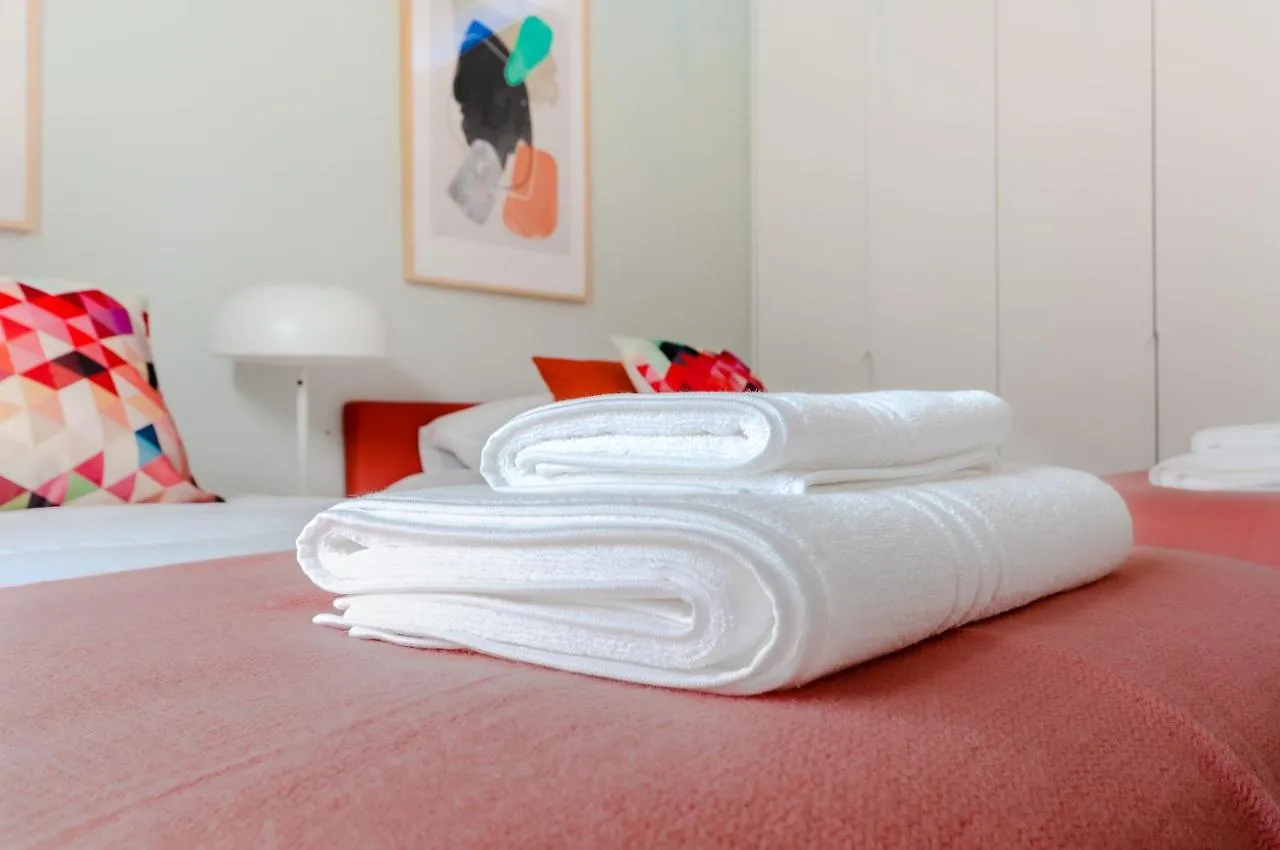 Bed & Breakfast Nlc Rooms & Suites Lisbon