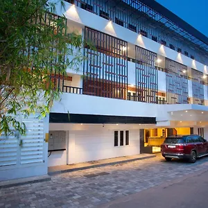 https://hotel-keerthi.kerala-hotels.net