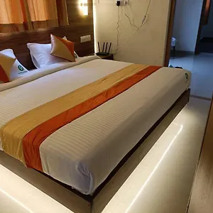 https://cj-cottage-munnar-near-attukal-waterfalls-athukad-tea.kerala-hotels.net